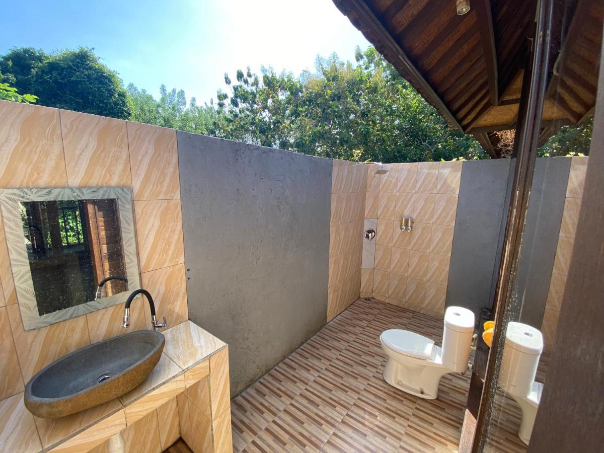 Hotel Lembah Bhucarya Lembongan Zewnętrze zdjęcie